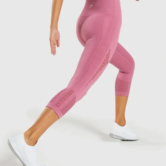 Gymshark Energy + Seamless legging in dusty pink Size Medium - Picture 2 of 9